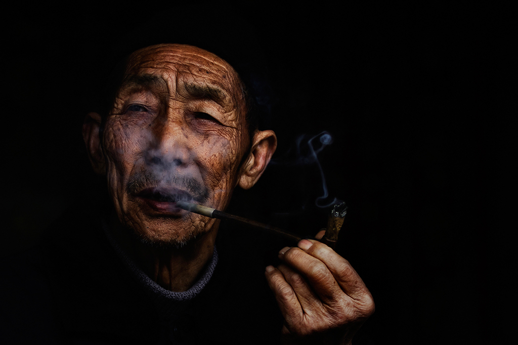 The chinese smoker